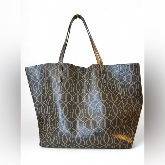 Reversible Brown Geometric / Tan PVC Tote – Magnetic Closure – 13x14x8
